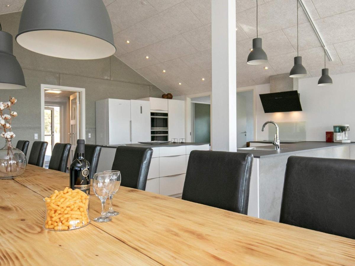 14 Person Holiday Home In L S Laeso Экстерьер фото